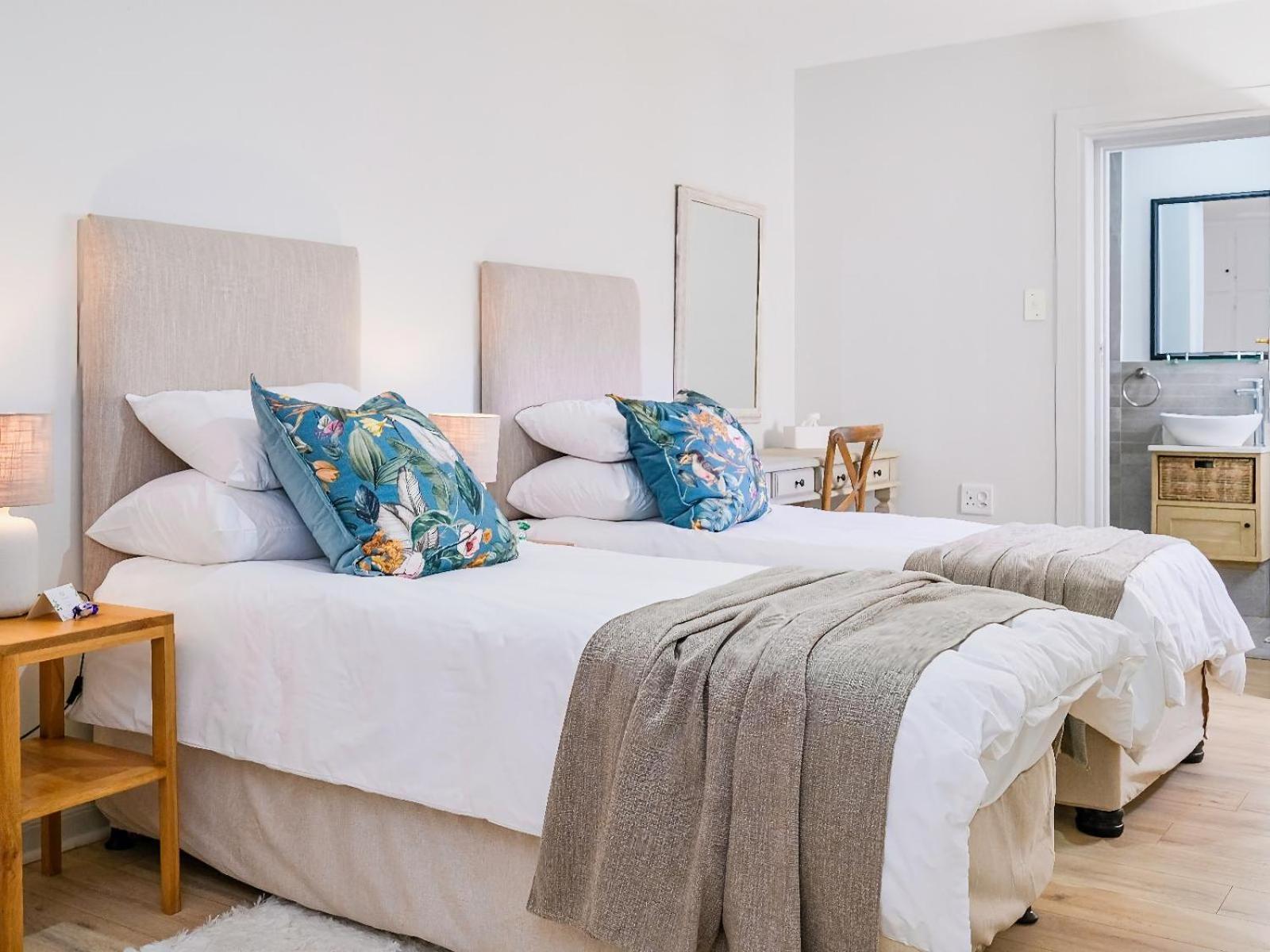 Ginger Apartment